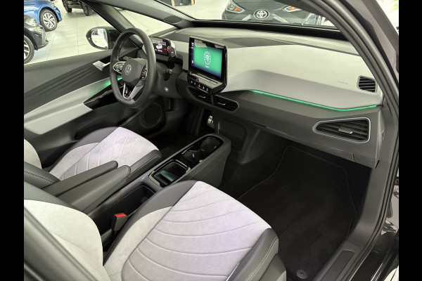 Volkswagen ID.3 Pro Advantage 58 kWh Airco - Achteruitrijcamera - Navigatie - Apple carplay - parkeersensoren - Voorstoelen verwarmd - Rondomzicht camera - Licht metalen velgen 18 inch - Radio - Led verlichting  - Stuur multifunctioneel - Cruise control