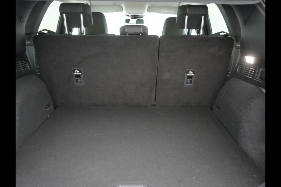 Ford Kuga 2.5 Vignale PHEV 225pk Dealer O.H. | Trekhaak Af Fabriek | 360 Camera | Adaptive Cruise | Lederen Sportstoelen Memory & Verwarmd | Bang & Olufsen | Apple Carplay | Keyless | Achterbank Verwarmd | Blis | Stuur Verwarmd | Navigatie | DAB | Plug In Hybrid |