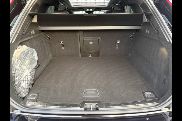 Volvo XC60 2.0 T6 Plug-in hybrid AWD Plus Black Edition | Harman/ Kardon | 360 Camera | Blind Spot | Panodak | Facelift | Prijs Rijklaar!!