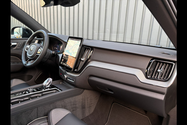Volvo XC60 2.0 T6 Plug-in hybrid AWD Plus Black Edition | Harman/ Kardon | 360 Camera | Blind Spot | Panodak | Facelift | Prijs Rijklaar!!