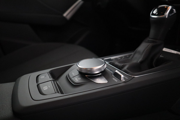 Audi Q2 35 TFSI Advanced edition Virtual cockpit, Apple carplay, Climate