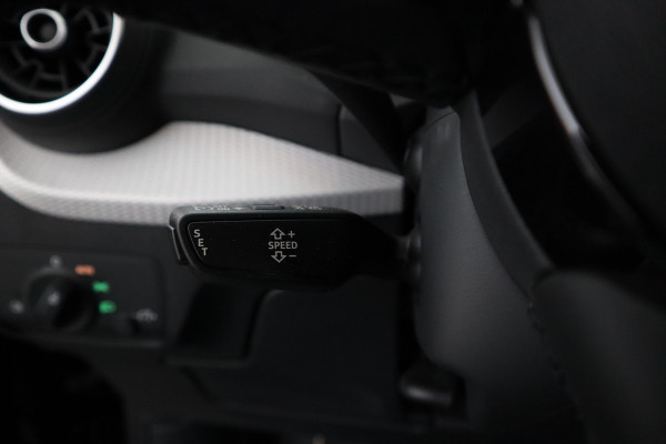 Audi Q2 35 TFSI Advanced edition Virtual cockpit, Apple carplay, Climate
