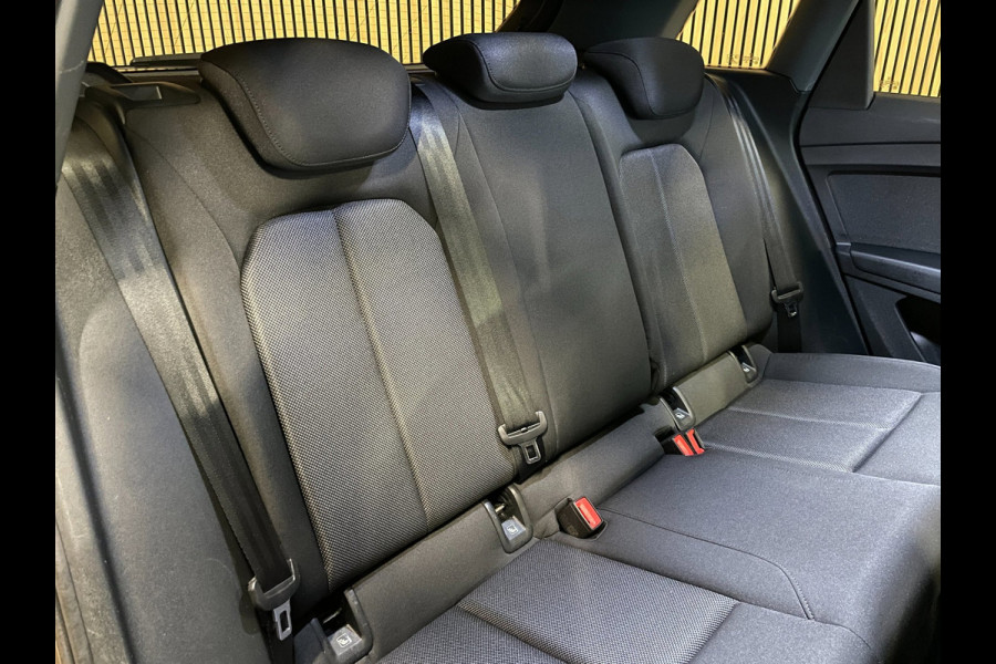 Audi Q4 e-tron 35|FULL BLACK EDITION|86% SOH|20'' LMV|ACC|CARPLAY|STOELVERWARMING|NAVIGATIE|NL-AUTO|NAP|1e EIGENAAR|INCLUSIEF BTW|