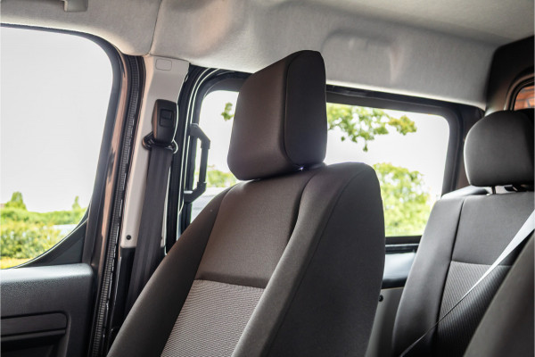 Citroën Jumpy 2.0 BlueHDI DC 180 L3 XL | Dubbel cabine | L+R Schuifdeur | Camera | CarPlay | DAB | Flippers | 5-Zitter | PDC | Navigatie | BPM Vrij | Fabrieksgarantie
