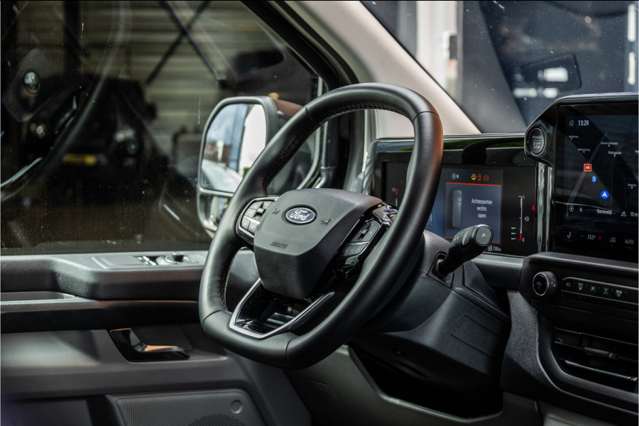Ford Transit Custom 300 2.0 TDCI Limited DC | 360 Camera | ACC | Blind Spot | L+R Schuifdeur | Trekhaak | Navigatie | CarPlay | DAB | Dealer onderhouden | BPM Vrij