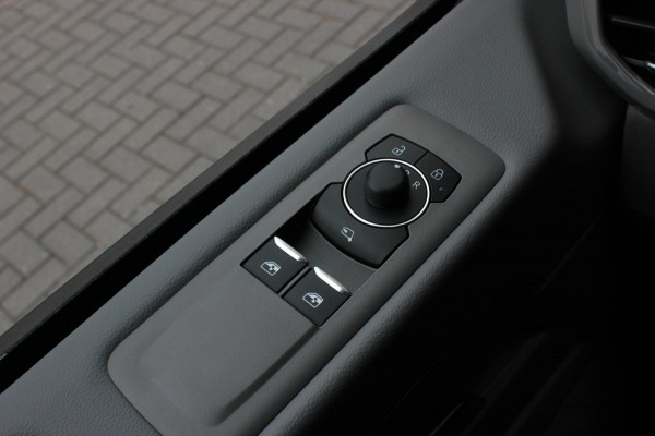 Volkswagen E-Transporter 34 L2H1 64kWh 218PK / JB- EDITON / 325KM WLTP RANGE / APPLE CARPLAY / DRIVERS- PACK / FULL OPTION
