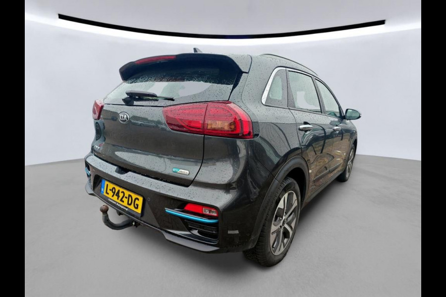 Kia e-Niro DynamicLine 64 kWh TREKHAAK/APPLE CARPLAY/STOELVERWARMING/WARMTEPOMP
