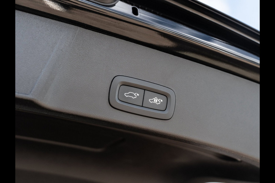 Volvo XC40 2.0 B3 163PK Automaat Core | Facelift | Carplay | Dealer Ond. | BTW