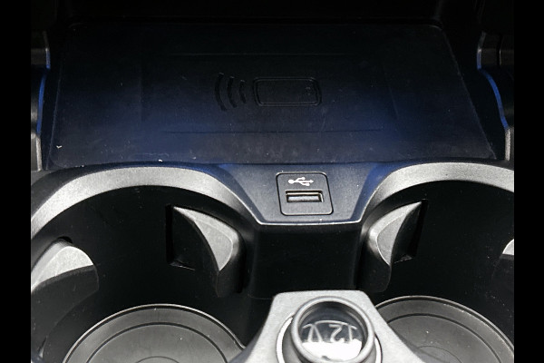 BMW i4 EDrive35 70 kWh M-sportpakket (1e Eig, Dealer OnderH, Navi Pro, Camera, Carplay, Addapt Cruise, StoelV, PDC V+A, Etc)