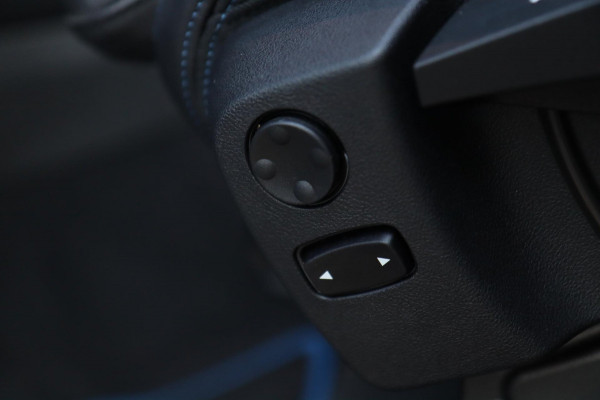BMW X3 XDrive30i M Sport / PANO / HUD / LIVE COCKPIT / CAMERA / DEALER SERVICE