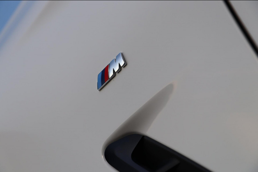 BMW X3 XDrive30i M Sport / PANO / HUD / LIVE COCKPIT / CAMERA / DEALER SERVICE