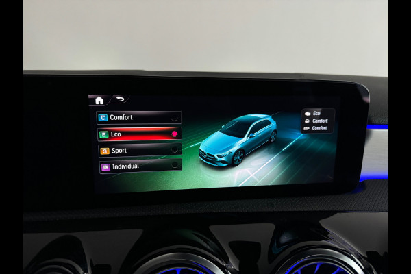 Mercedes-Benz A-Klasse 180 AMG Pano|Memory|Burmester|HuD|VOL