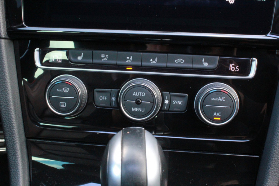 Volkswagen Golf 2.0 TSI GTI Performance