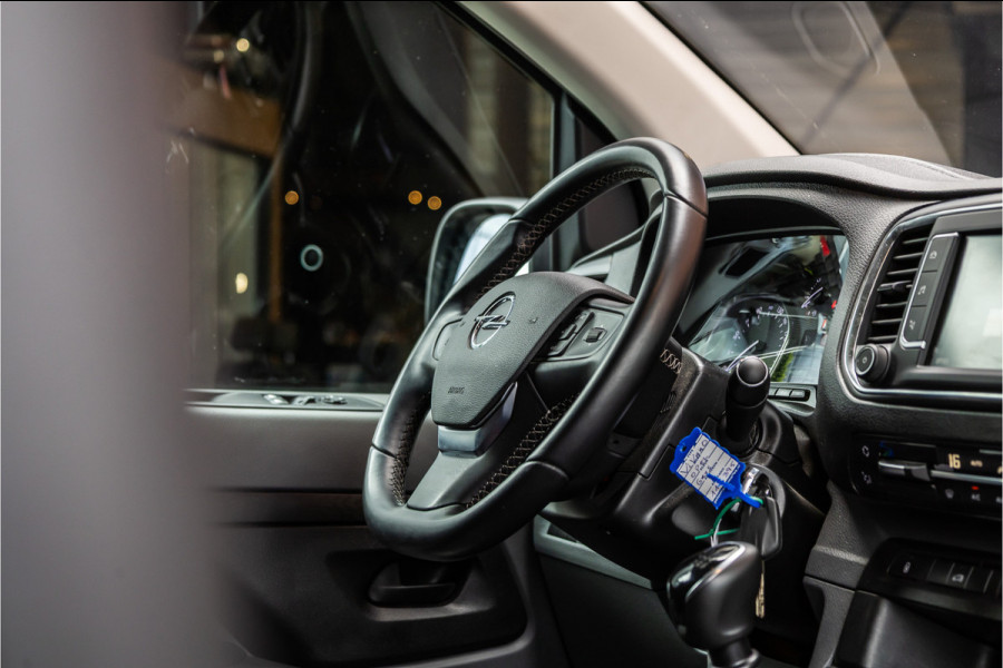 Opel Vivaro 2.0 CDTI L2H1 | Marge | BTW & BPM Vrij | Head-Up | Bi-Xenon | Camera | CarPlay | Navigatie | Trekhaak | Airco | Cruise control | Nieuwe APK