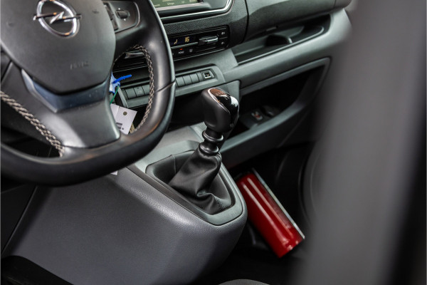 Opel Vivaro 2.0 CDTI L2H1 | Marge | BTW & BPM Vrij | Head-Up | Bi-Xenon | Camera | CarPlay | Navigatie | Trekhaak | Airco | Cruise control | Nieuwe APK
