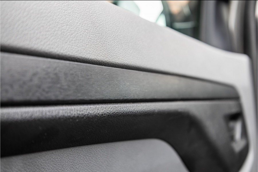 Opel Vivaro 2.0 CDTI L2H1 | Marge | BTW & BPM Vrij | Head-Up | Bi-Xenon | Camera | CarPlay | Navigatie | Trekhaak | Airco | Cruise control | Nieuwe APK