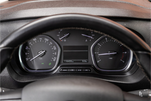Opel Vivaro 2.0 CDTI L2H1 | Marge | BTW & BPM Vrij | Head-Up | Bi-Xenon | Camera | CarPlay | Navigatie | Trekhaak | Airco | Cruise control | Nieuwe APK
