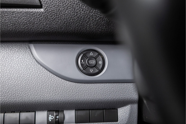 Opel Vivaro 2.0 CDTI L2H1 | Marge | BTW & BPM Vrij | Head-Up | Bi-Xenon | Camera | CarPlay | Navigatie | Trekhaak | Airco | Cruise control | Nieuwe APK