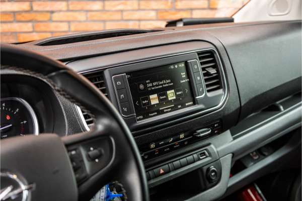 Opel Vivaro 2.0 CDTI L2H1 | Marge | BTW & BPM Vrij | Head-Up | Bi-Xenon | Camera | CarPlay | Navigatie | Trekhaak | Airco | Cruise control | Nieuwe APK