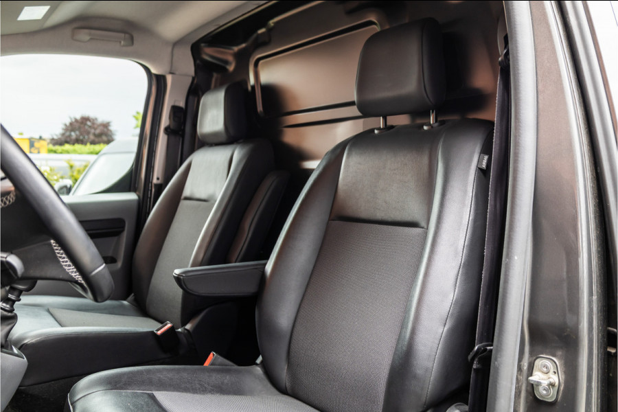Opel Vivaro 2.0 CDTI L2H1 | Marge | BTW & BPM Vrij | Head-Up | Bi-Xenon | Camera | CarPlay | Navigatie | Trekhaak | Airco | Cruise control | Nieuwe APK