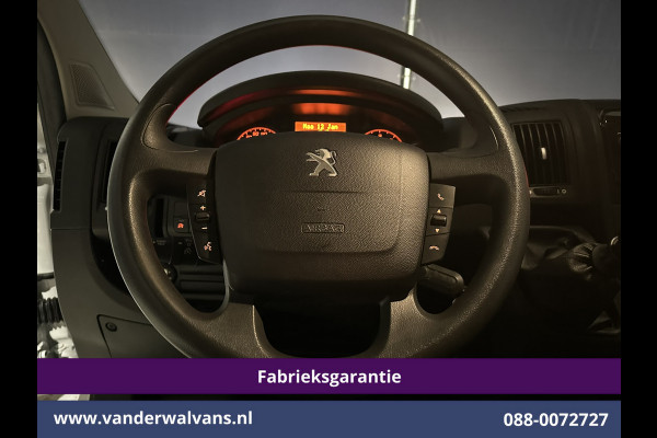 Peugeot Boxer 2.2 BlueHDi 165pk Bakwagen 434cm Lang Laadklep Fabrieksgarantie Euro6 Airco | Camera | Cruisecontrol Bijrijdersbank, 910kg laadvermogen