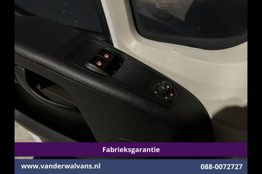 Peugeot Boxer 2.2 BlueHDi 165pk Bakwagen 434cm Lang Laadklep Fabrieksgarantie Euro6 Airco | Camera | Cruisecontrol Bijrijdersbank, 910kg laadvermogen