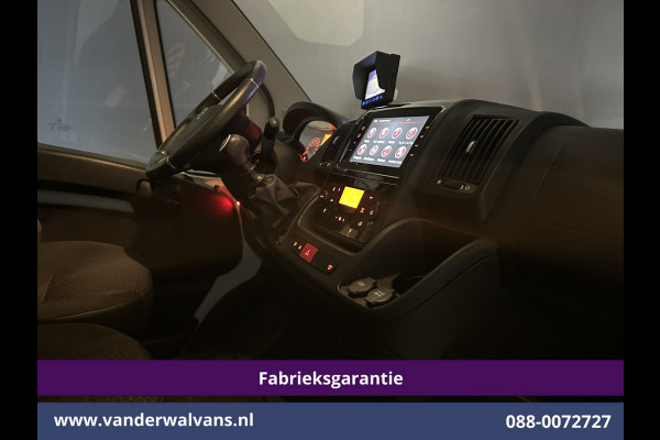 Citroën Jumper 2.2 BlueHDi 141pk Bakwagen 436cm Lang Laadklep Fabrieksgarantie Euro6 Airco | Camera | Navigatie | Cruisecontrol | Apple Carplay Android Auto, 1010kg laadvermogen, Bijrijdersbank