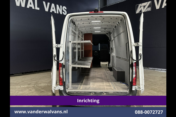 Mercedes-Benz Sprinter 316 CDI 164pk L3H2 *Post NL inrichting* Euro6 Airco | Camera | Navigatie | Apple Carplay Android Auto, Stoelverwarming, 270 graden achterdeuren, schappen, doorloopdeur