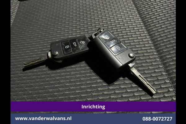 Volkswagen Transporter 2.0 TDI L2H1 Inrichting Euro6 Airco | Omvormer | Imperiaal | Camera | Trekhaak | Apple Carplay Android Auto, Cruisecontrol, Parkeersensoren