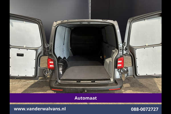Volkswagen Transporter 2.0 TDI 150pk Automaat L2H1 Euro6 Airco | Apple Carplay | LED | Cruisecontrol | 2500kg Trekhaak | Android Auto, Parkeersensoren, Bijrijdersbank