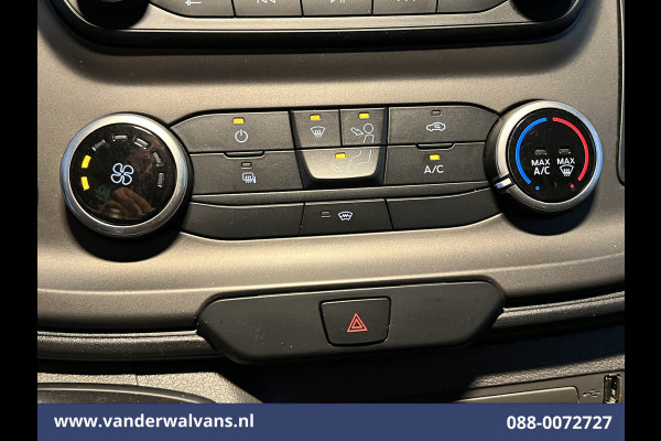 Ford Transit 2.0 TDCI 131pk L4H3 Jumbo Euro6 Airco | Camera | Cruisecontrol | Verwarmde voorruit Parkeersensoren, Bijrijdersbank
