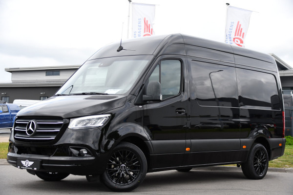 Mercedes-Benz Sprinter 319 3.0 CDI L2H2 Black Edition Adaptieve Cruise, Camera, Carplay, 10,5'' Mbux, LED, Stoelverwarming, Geveerde stoel, Trekhaak, Uniek!