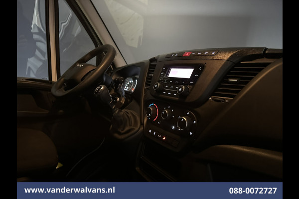 Iveco Daily 35C16 157pk Bakwagen Laadklep Dubbel Lucht Euro6 Airco | 920kg laadvermogen bijrijdersbank
