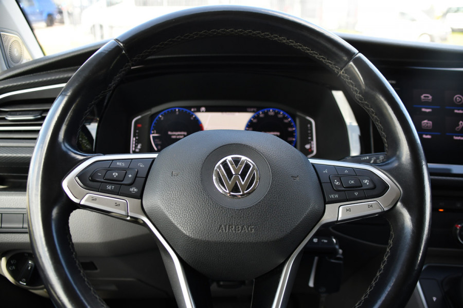 Volkswagen Transporter 2.0 TDI L1H1 30 Bulli Virtual, Adaptieve Cruise, Camera, Carplay, 199pk, Automaat, Trekhaak, LED, Stoelverwarming, Trekhaak, Uniek!