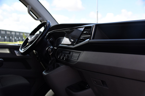 Volkswagen Transporter 2.0 TDI L1H1 30 Bulli Virtual, Adaptieve Cruise, Camera, Carplay, 199pk, Automaat, Trekhaak, LED, Stoelverwarming, Trekhaak, Uniek!