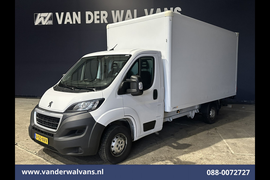 Peugeot Boxer 2.2 BlueHDi 141pk Bakwagen 436cm Lang Laadklep Euro6 Airco | 1055kg laadvermogen | Cruisecontrol Bijrijdersbank.