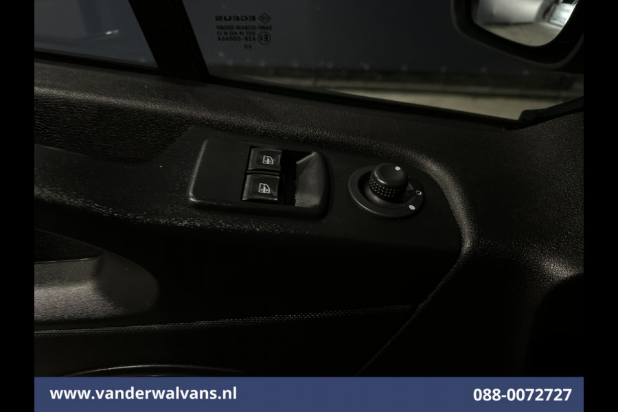 Renault Trafic 2.0 dCi 120pk L2H1 Euro6 Airco | LED | Cruisecontrol | Parkeersensoren Bijrijdersbank