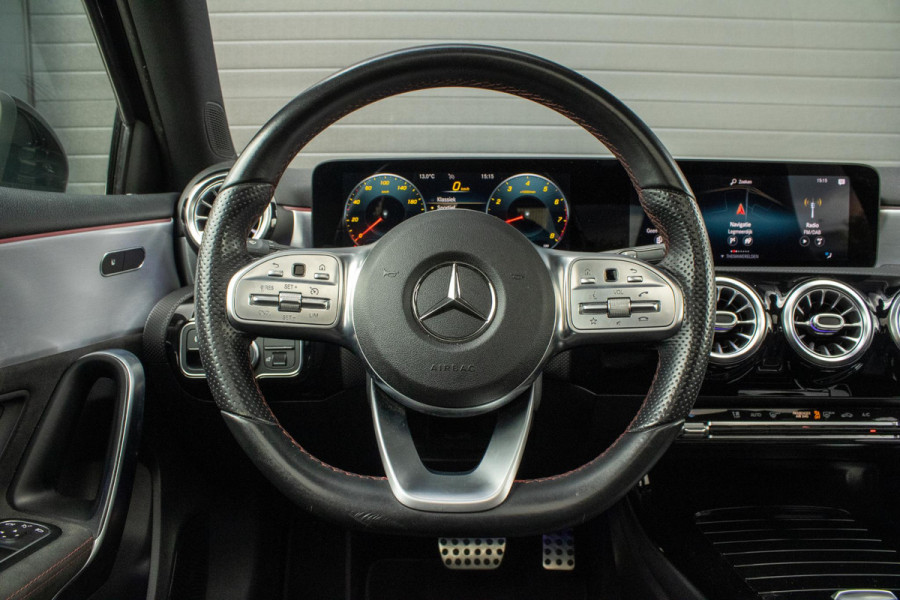 Mercedes-Benz A-Klasse 250 Premium Plus PANO CAMERA STOELVERWARMING