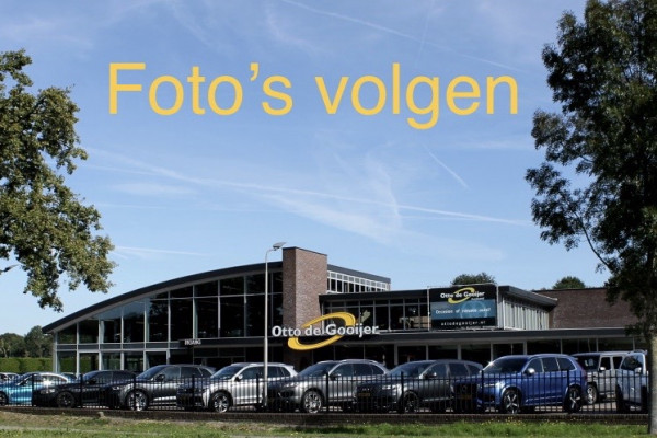 Porsche Taycan Cross Turismo 4 93 kWh / SoH 92,5% / Panoramadak / 360Camera / Luchtvering / 20'' / Comfortstoelen / DAB / Stoelverwarming / ACC / Warmtepomp