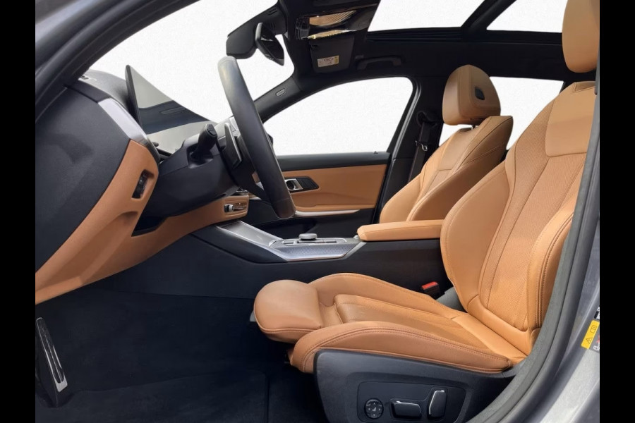 BMW 3 Serie Touring 330e xDrive M-SPORT Pro ** AD. LED, BEIGE LEDER, TREKH, PANO, MEM, H&K, 19-inch LMV ** Ex BMW-AG ** ** INFORMEER OOK NAAR ONZE AANTREKKELIJKE FINANCIAL-LEASE TARIEVEN **