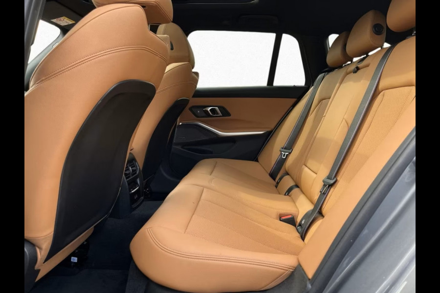 BMW 3 Serie Touring 330e xDrive M-SPORT Pro ** AD. LED, BEIGE LEDER, TREKH, PANO, MEM, H&K, 19-inch LMV ** Ex BMW-AG ** ** INFORMEER OOK NAAR ONZE AANTREKKELIJKE FINANCIAL-LEASE TARIEVEN **