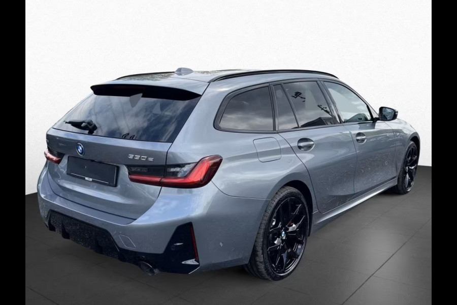 BMW 3 Serie Touring 330e xDrive M-SPORT Pro ** AD. LED, BEIGE LEDER, TREKH, PANO, MEM, H&K, 19-inch LMV ** Ex BMW-AG ** ** INFORMEER OOK NAAR ONZE AANTREKKELIJKE FINANCIAL-LEASE TARIEVEN **