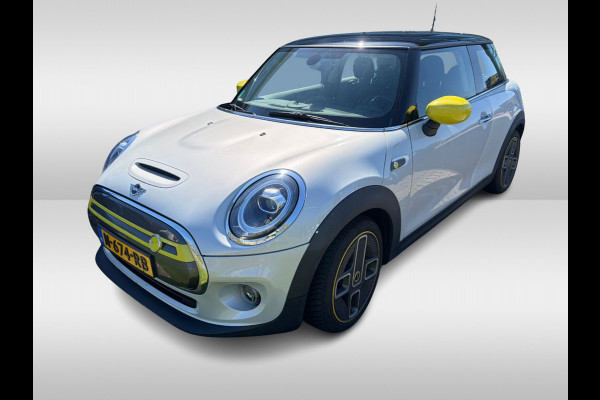 MINI Mini Electric Basic 33 kWh / SoH 93,3% / CarPlay / 17'' / Virtual Cockpit / DAB / Cruise Control