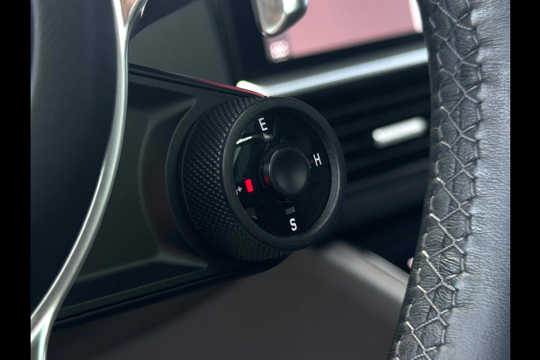 Porsche Cayenne 3.0 E-Hybrid | Panorama | Luchtvering | Bose | Dodehoek sensor | Stoel ventilatie | Sport Chrono