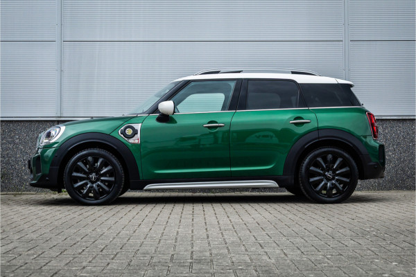 MINI Countryman Cooper S E ALL4 Pano / Adaptieve cruise / Leder / 18inch / Camera /