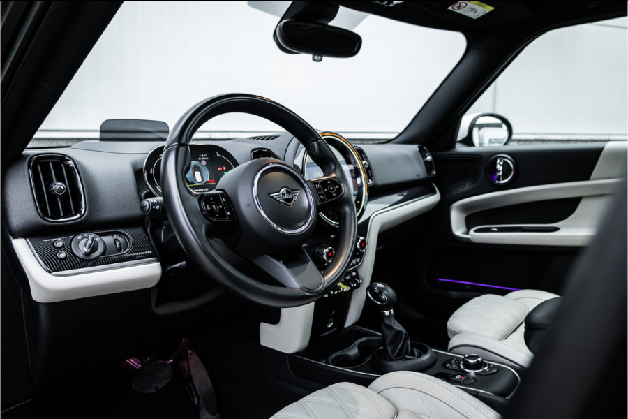 MINI Countryman Cooper S E ALL4 Pano / Adaptieve cruise / Leder / 18inch / Camera /