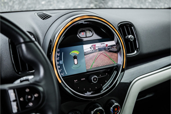 MINI Countryman Cooper S E ALL4 Pano / Adaptieve cruise / Leder / 18inch / Camera /