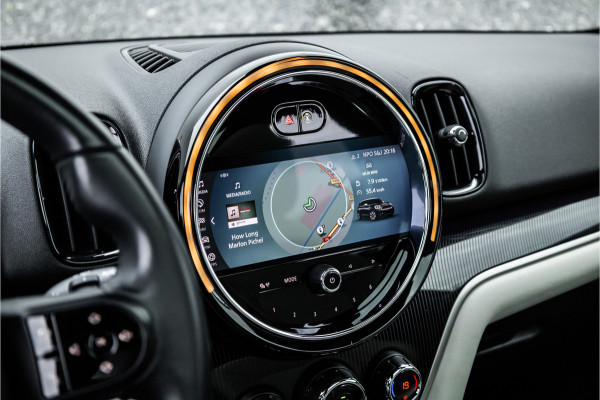 MINI Countryman Cooper S E ALL4 Pano / Adaptieve cruise / Leder / 18inch / Camera /