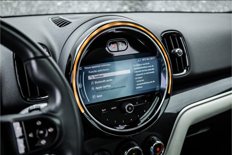 MINI Countryman Cooper S E ALL4 Pano / Adaptieve cruise / Leder / 18inch / Camera /