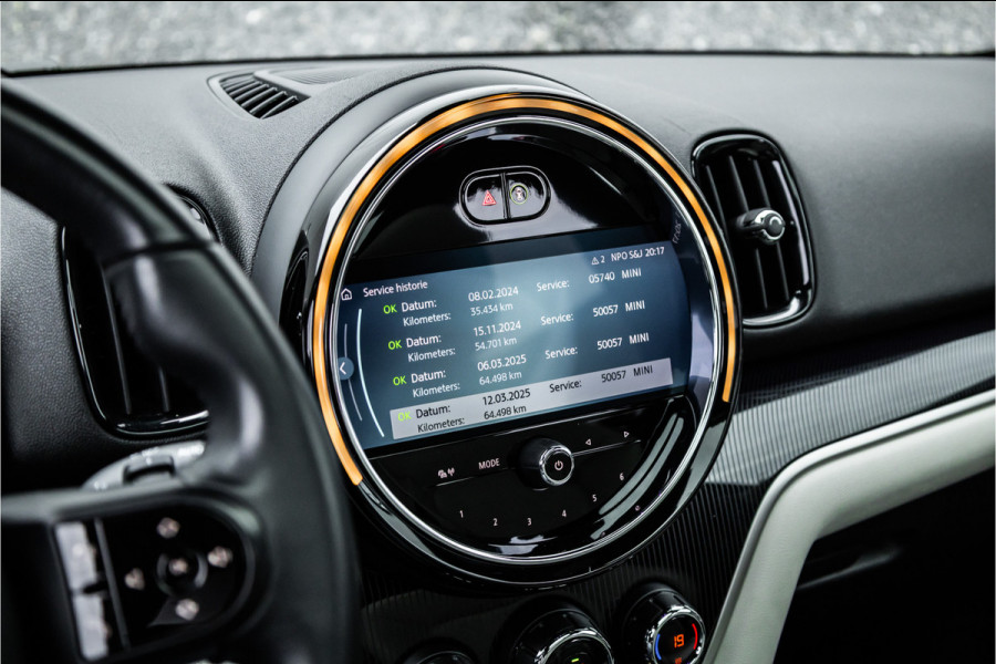 MINI Countryman Cooper S E ALL4 Pano / Adaptieve cruise / Leder / 18inch / Camera /